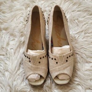 Sketchers Canvas Peep Toe Wedges